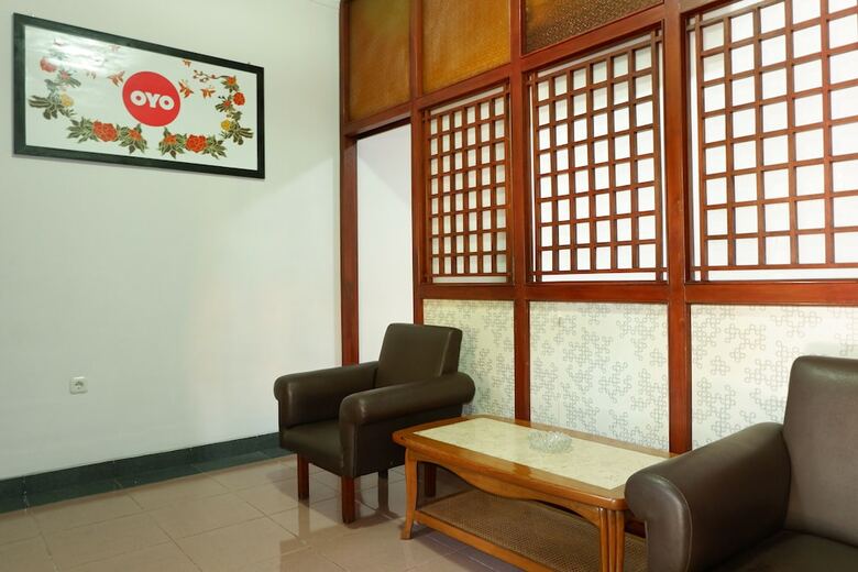 Oyo 517 Hotel Arjuna Lawang