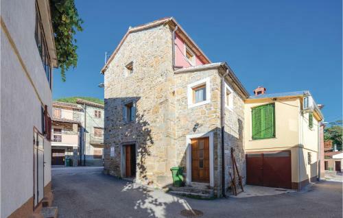 Two-bedroom Holiday Home In Marcenagla