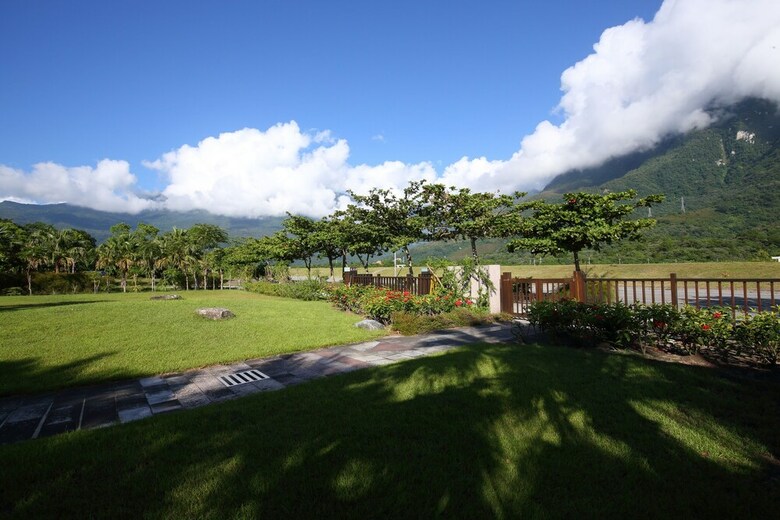 B&B Mountain View
