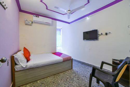 Hotel Oyo 17316 Radika Residency