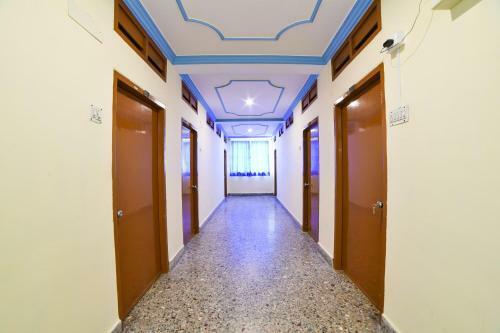 Hotel Oyo 17316 Radika Residency