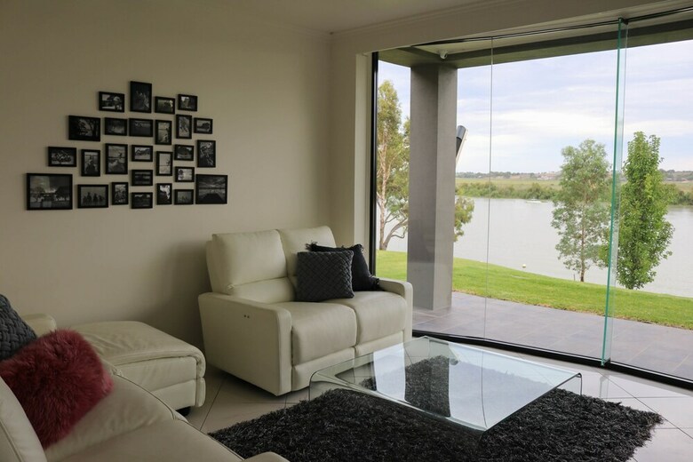 River Devine Murray Bridge