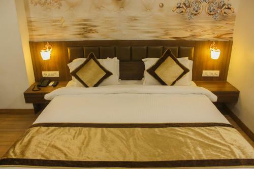 Solitaire Hotel And Resorts