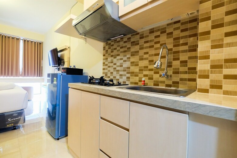 Best View Studio Apartment Tifolia Near Kelapa Gading