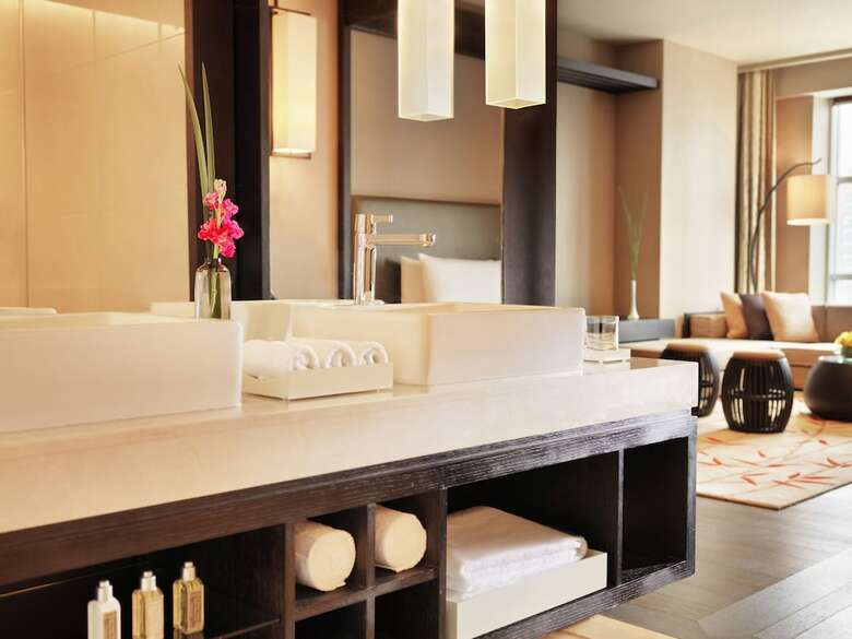Jumeirah Himalayas Hotel Shanghai