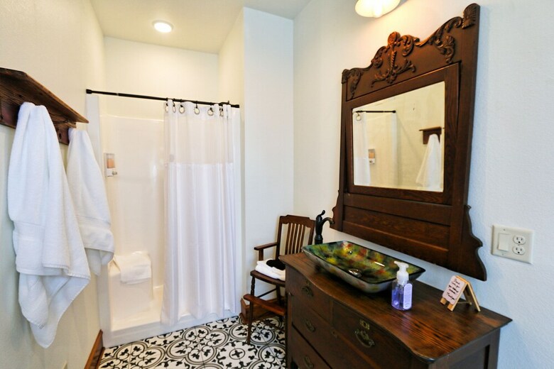 Lavender Fields Inn Bed And Breakfast