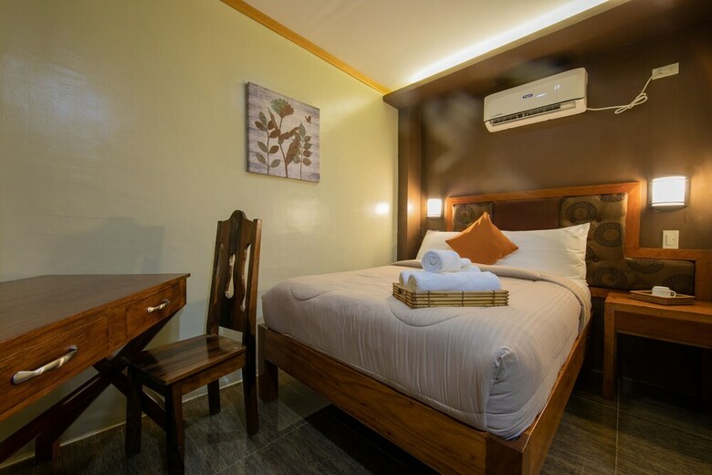 Rawis Resort Hotel