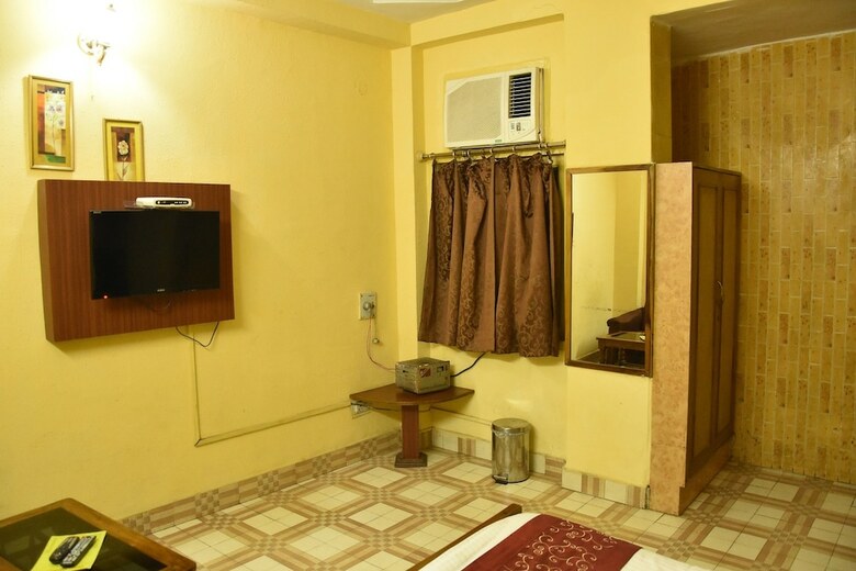 Hotel Park Awadh