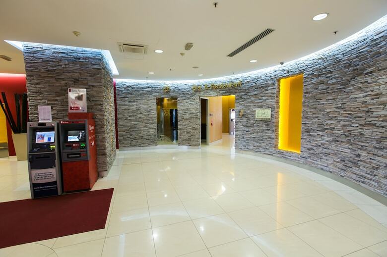 Mira Hotel