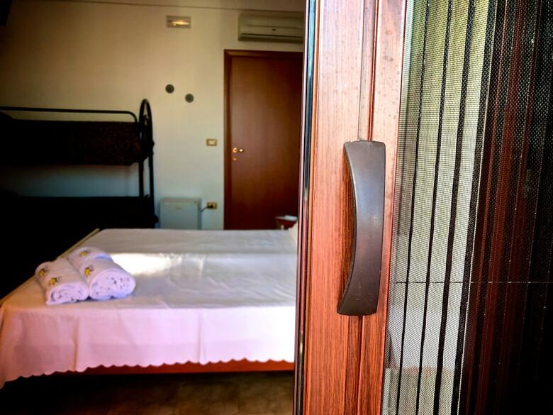 B&B Nilosira