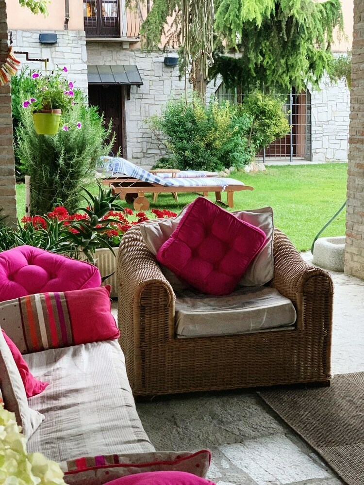 Hotel Spineto House