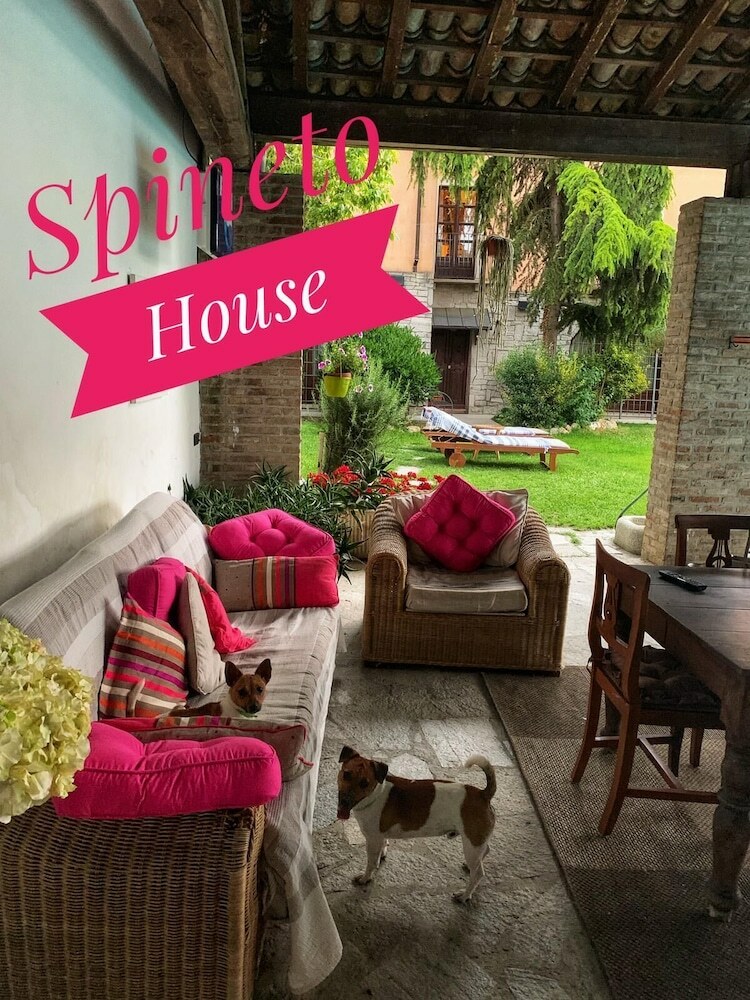 Hotel Spineto House