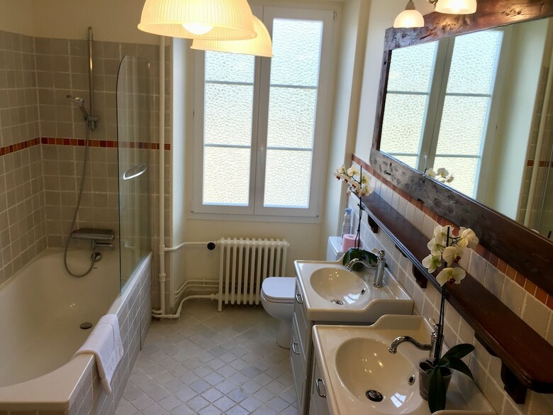 Hotel Les �curies de Voise