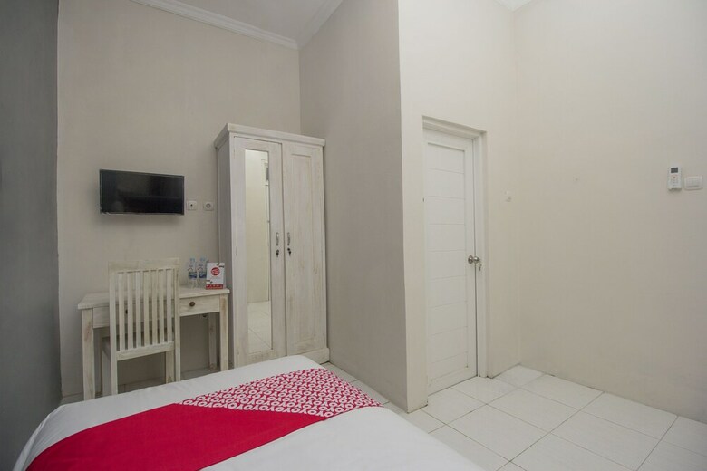 Hotel Oyo 647 Irooms Homestay