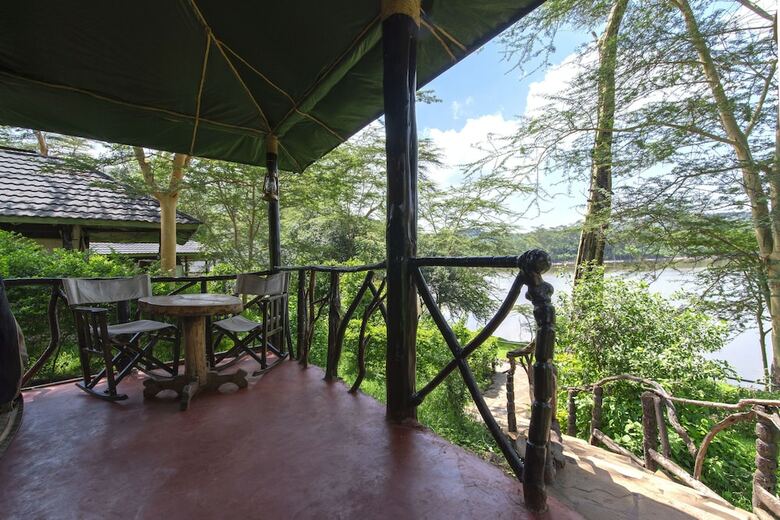 Crater Lake Tented Camp & Game Sanctuary