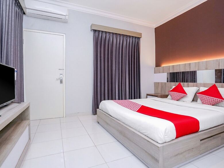 Hotel Oyo 747 Cipunegara Residence