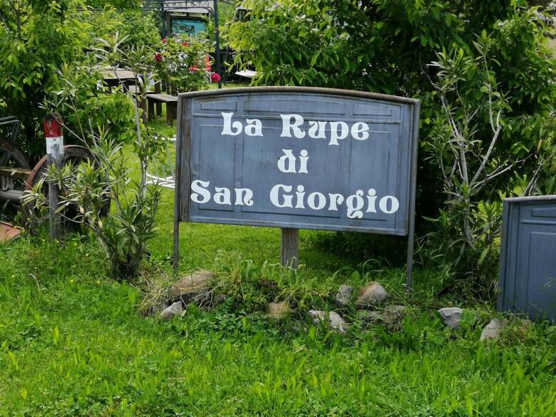 Ostello B&B La Rupe Di San Giorgio