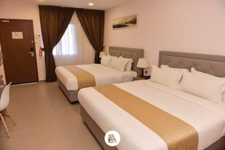 Hotel Lotus Seaview Beach Resort & Spa