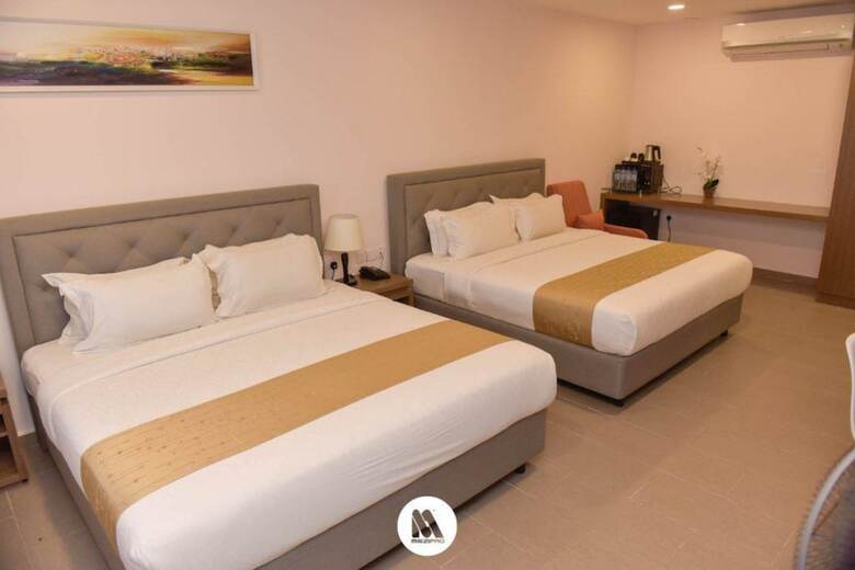 Hotel Lotus Seaview Beach Resort & Spa