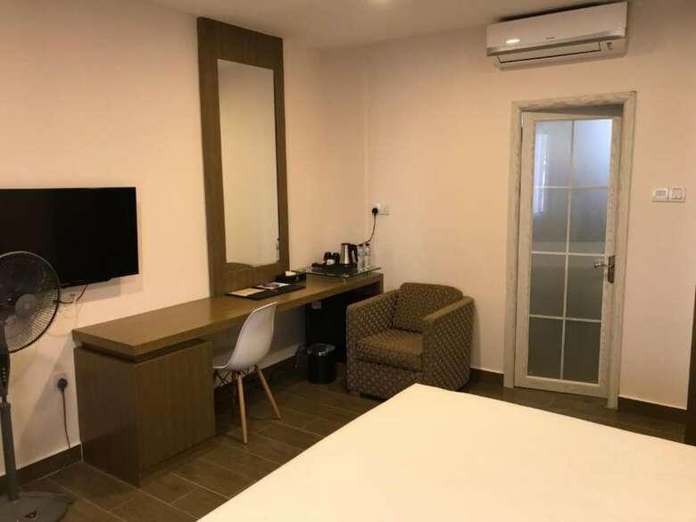 Hotel Lotus Seaview Beach Resort & Spa