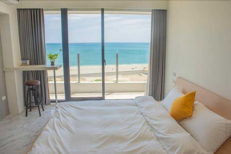 Bed & Breakfast Beach Front Villa