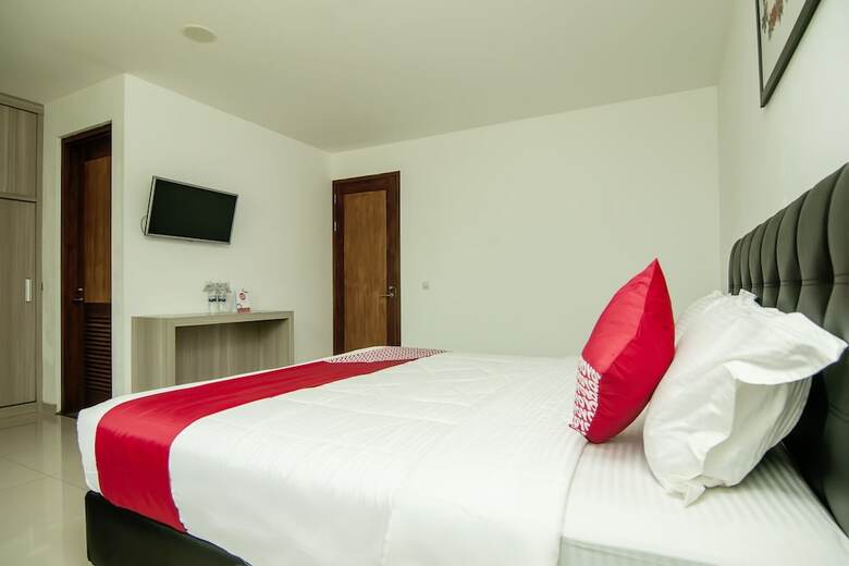Hotel Oyo 882 Puri Gevana Guest House