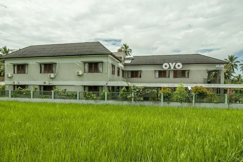 Hotel Oyo 882 Puri Gevana Guest House