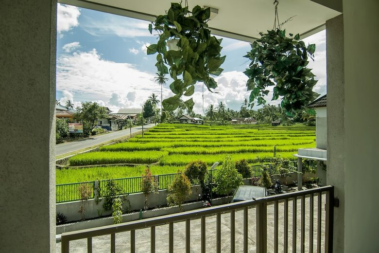 Hotel Oyo 882 Puri Gevana Guest House