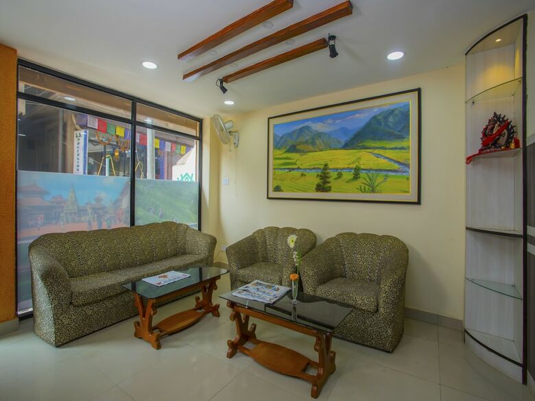Oyo 297 Hotel Aayam