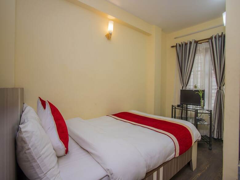 Oyo 297 Hotel Aayam