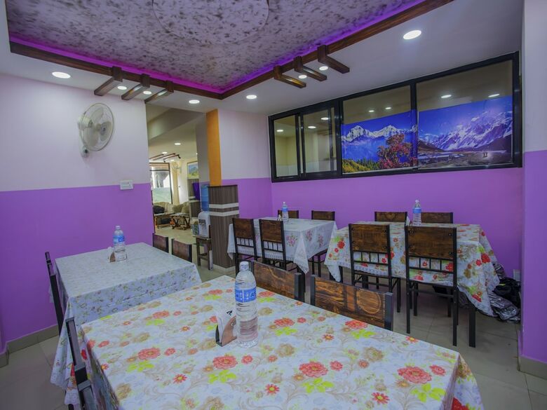 Oyo 297 Hotel Aayam