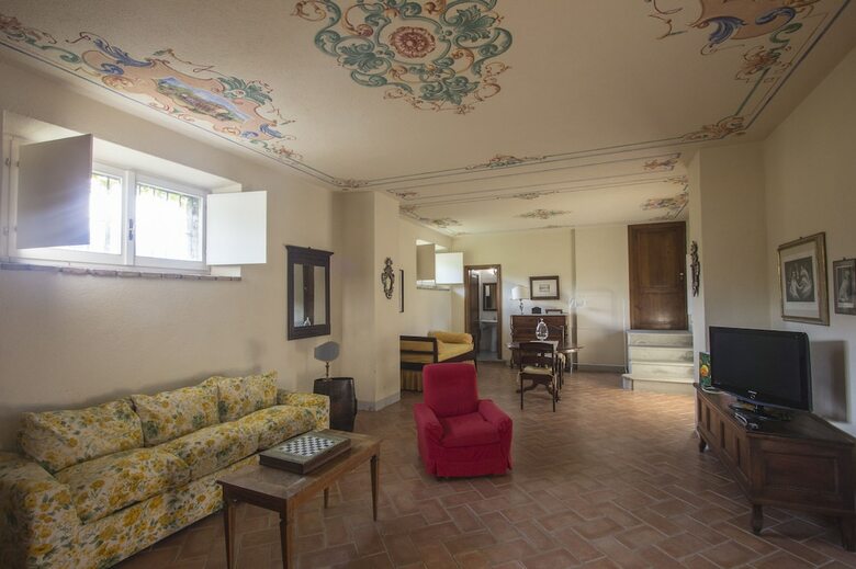Coriana Apartments & Villas