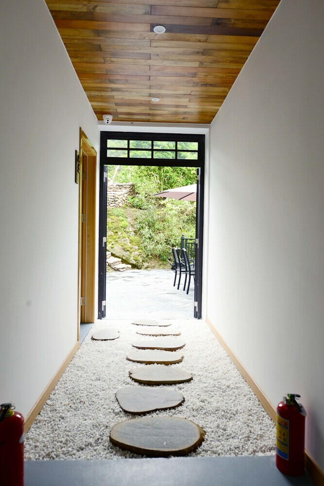 Bed & Breakfast Seem Mountain Hotel Yan Dang