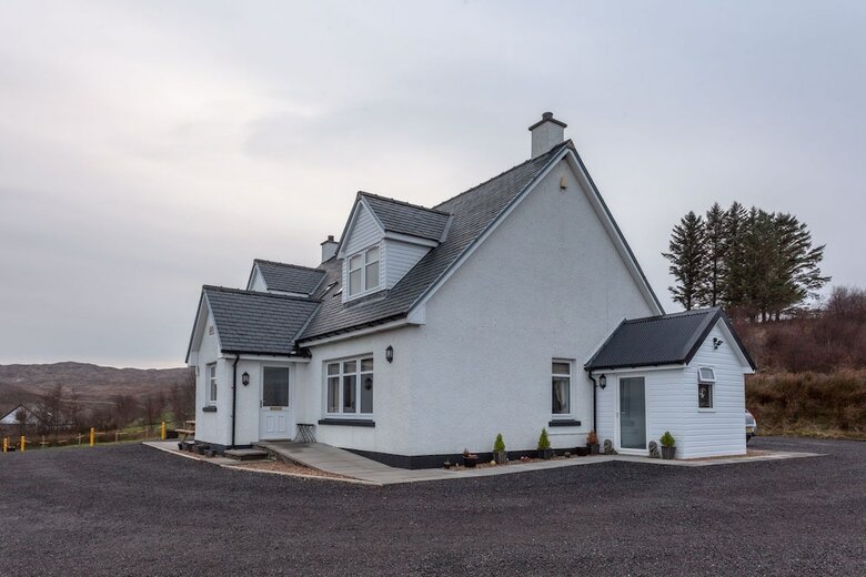 Bed & Breakfast Sgritheal View