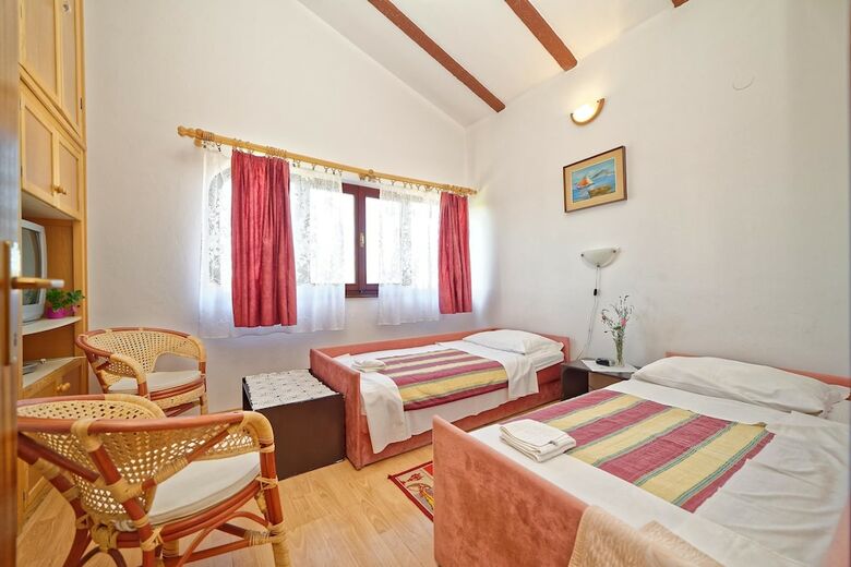 Apartments Marija Murage