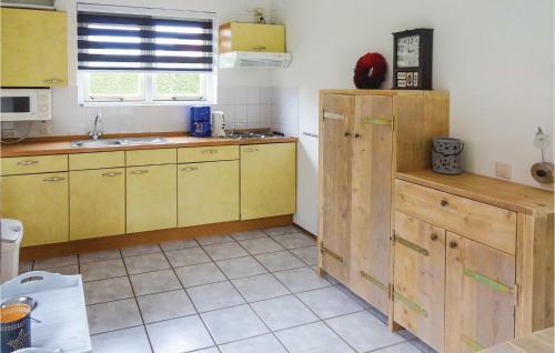 Four-bedroom Holiday Home In Wemeldinge