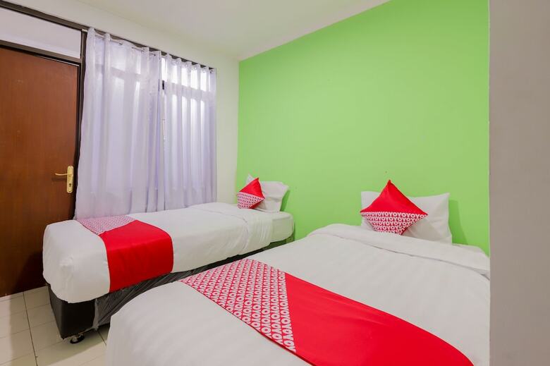 Hotel Oyo 883 Pavo Resort