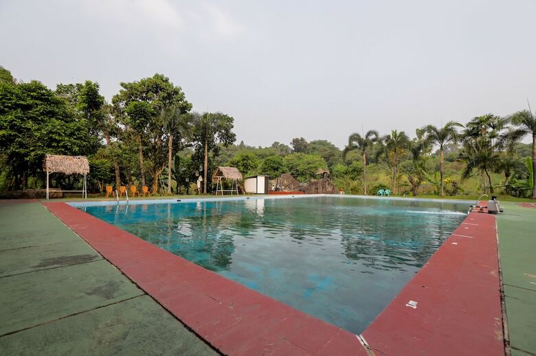 Hotel Oyo 883 Pavo Resort