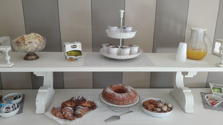 La Rosa Tra I Laghi Bed And Breakfast