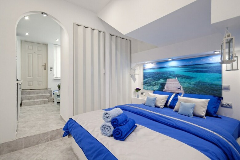 Aparthotel Santorini Style Honeymoon Apartments