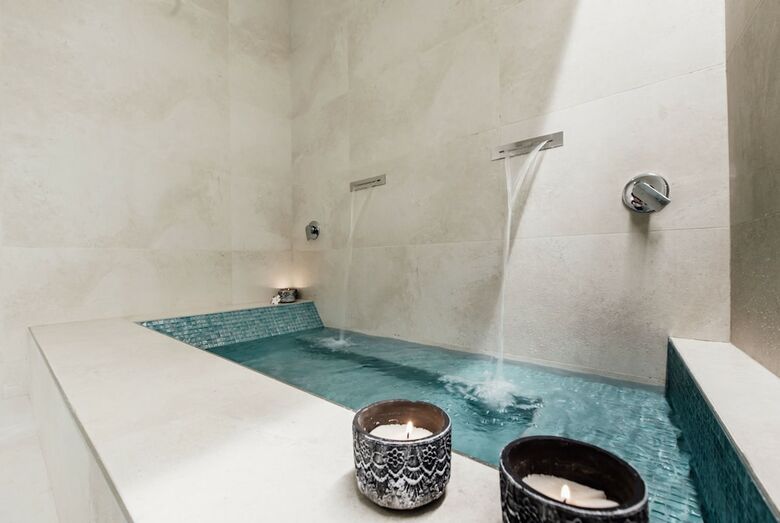 Secret Garden - Suites & Apartments
