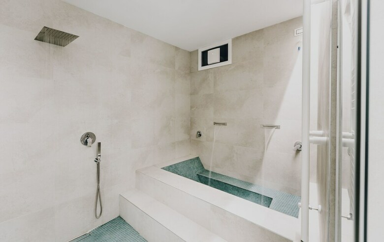 Secret Garden - Suites & Apartments