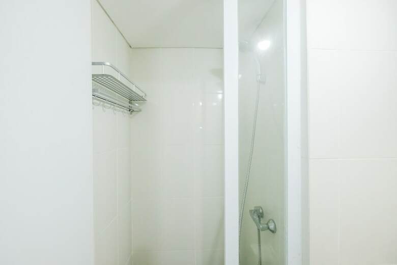Simple Furnished Studio 19 Avenue Apartment