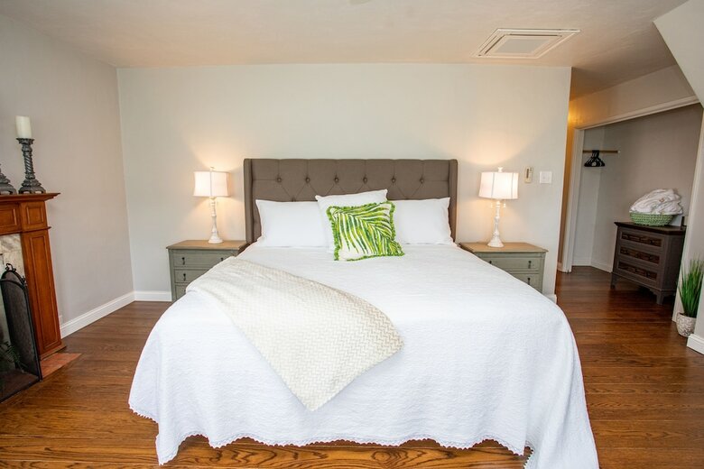 Bed & Breakfast Hummingbird Estate Wine & Suites