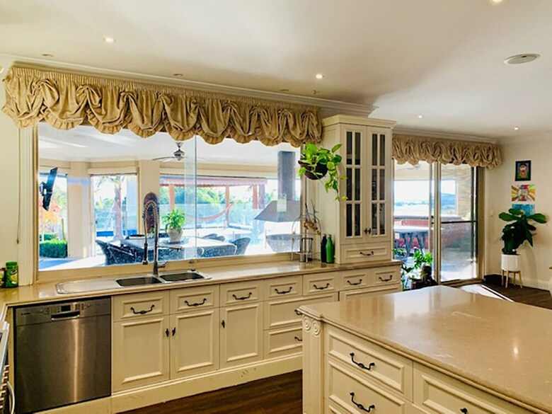 Grand Gippsland Home Sleeps Up To 28