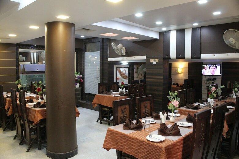 Hotel Adb Rooms Park Inn Varanasi