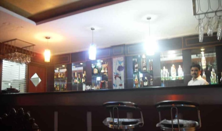 Adb Rooms Hotel Surabhi International