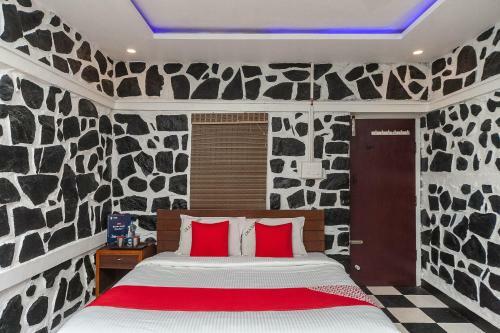 Hotel Oyo 39471 Jma Garden Resorts