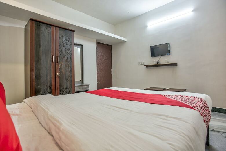 Hotel Oyo 35931 Leo's Home Stay