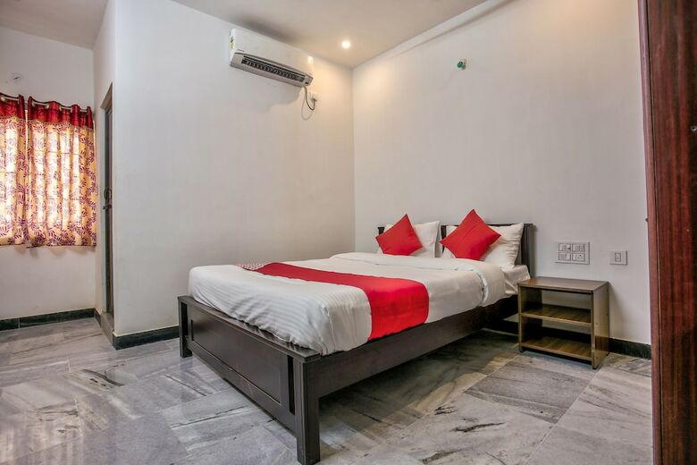 Hotel Oyo 35931 Leo's Home Stay